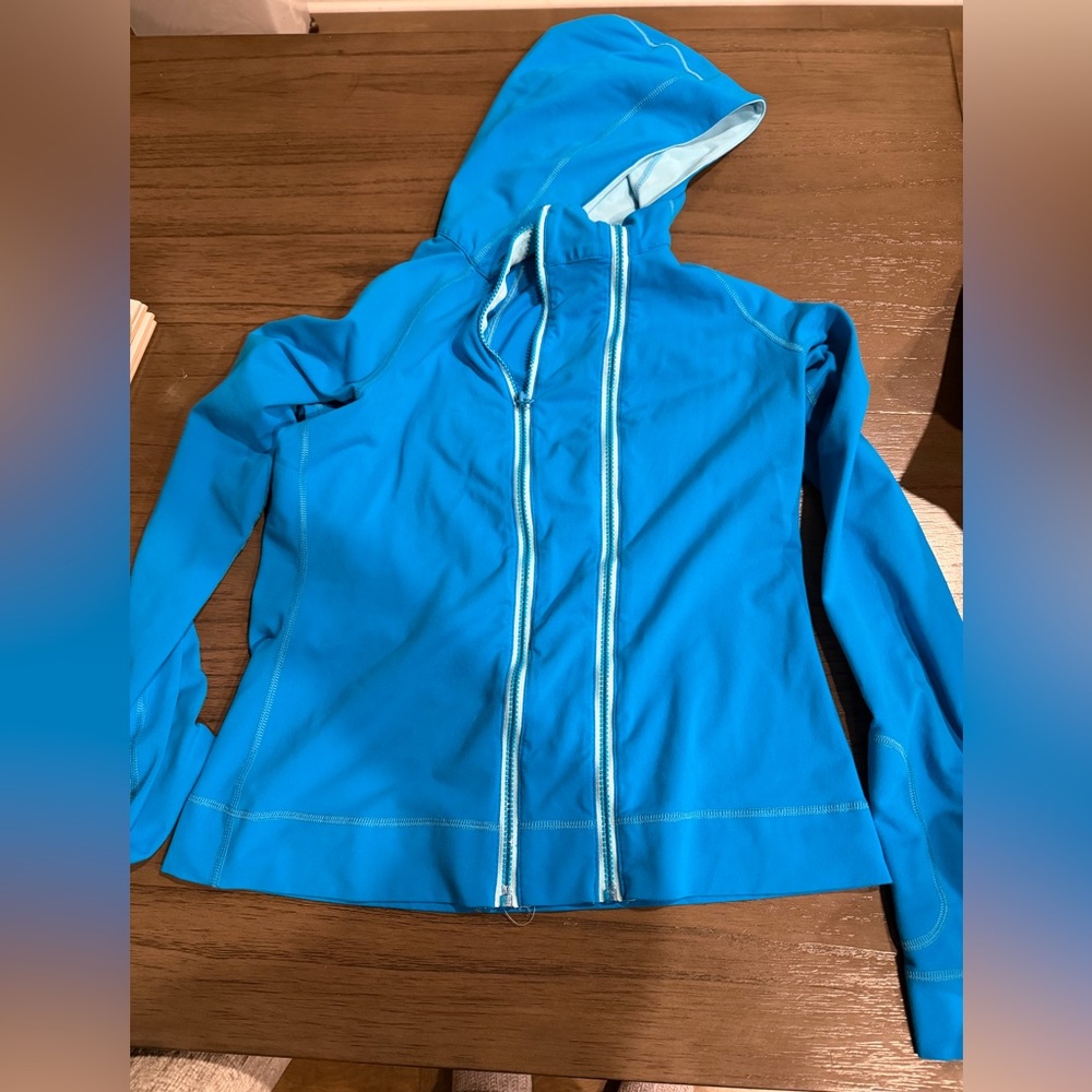 Lululemon size 8